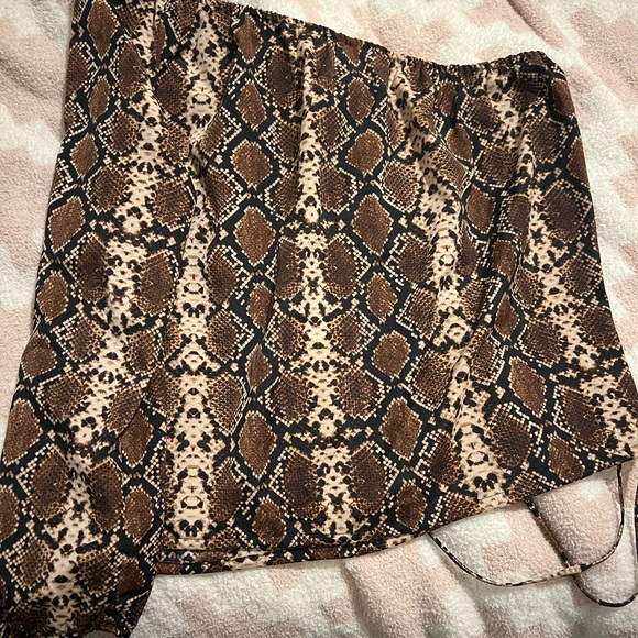 Bcbg one shoulder top - Picture 3 of 3